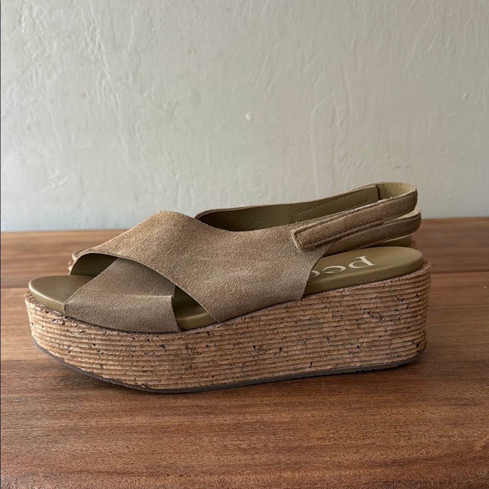 Pedro Garcia Tan Platform Sandals with Crossover Straps - w/dustbag - Picture 2 of 5